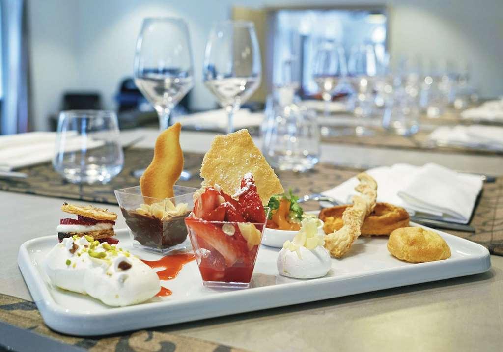 Mercure Maintenon Restaurant bilde