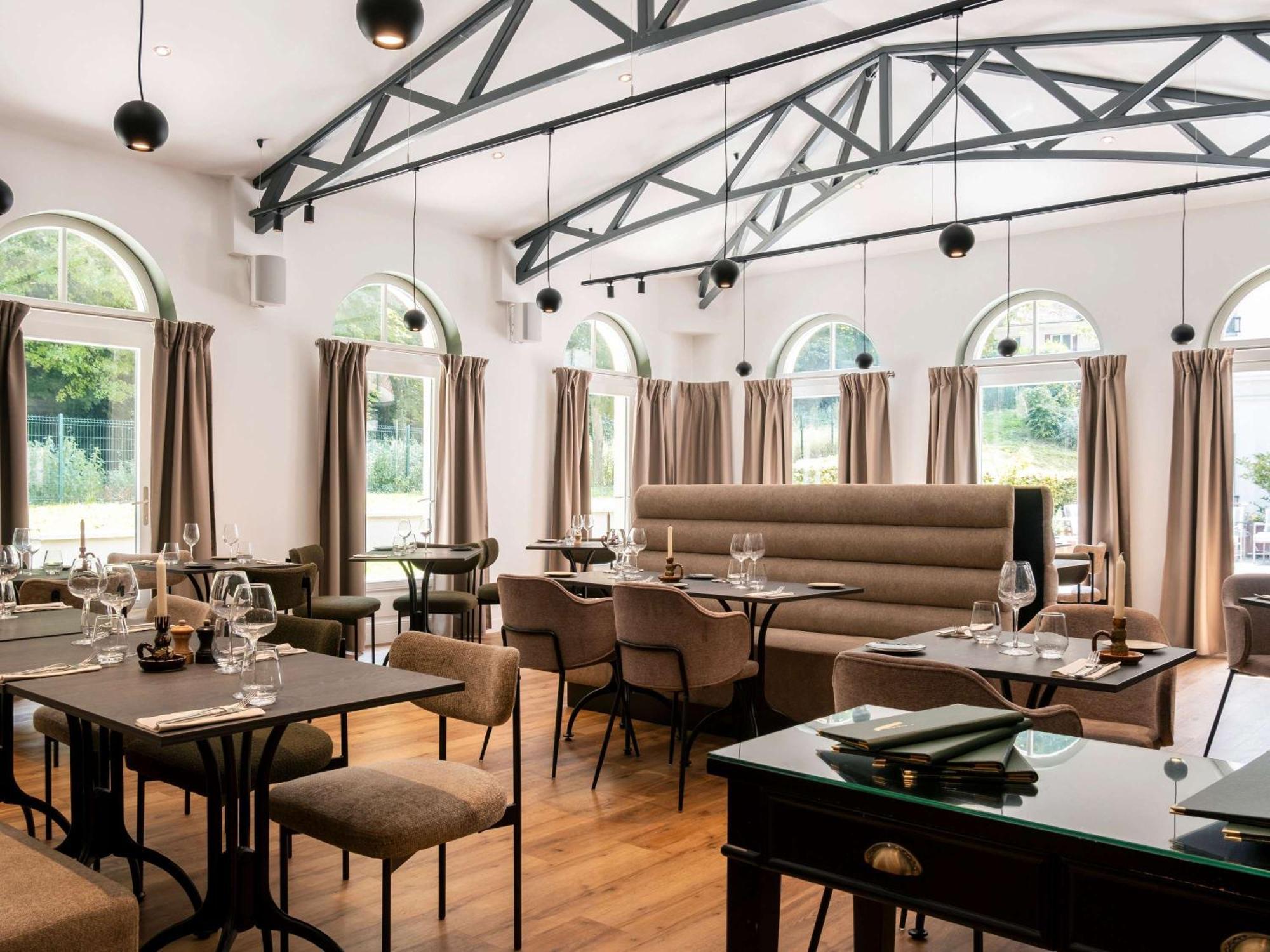 Mercure Maintenon Eksteriør bilde