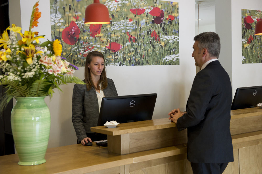 Mercure Maintenon Eksteriør bilde